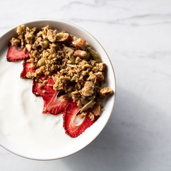 granola1 granola in a yogurt bowl