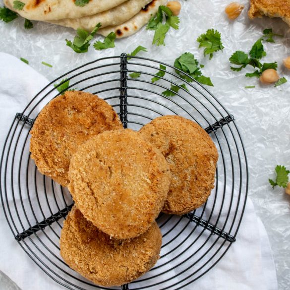 hummus cakes_1 fried hummus cakes served with buttered naan