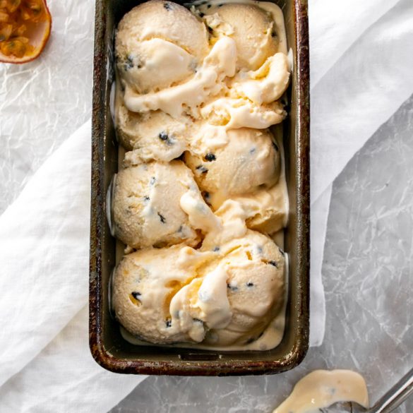 passionIC_6 ice cream scooped and ready to eat!